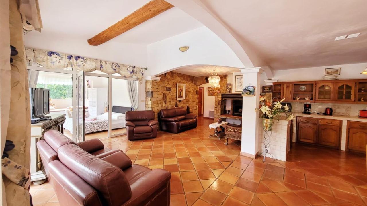 Villa Provencale A Sainte Maxime, Golf De Saint Tropez Eksteriør billede