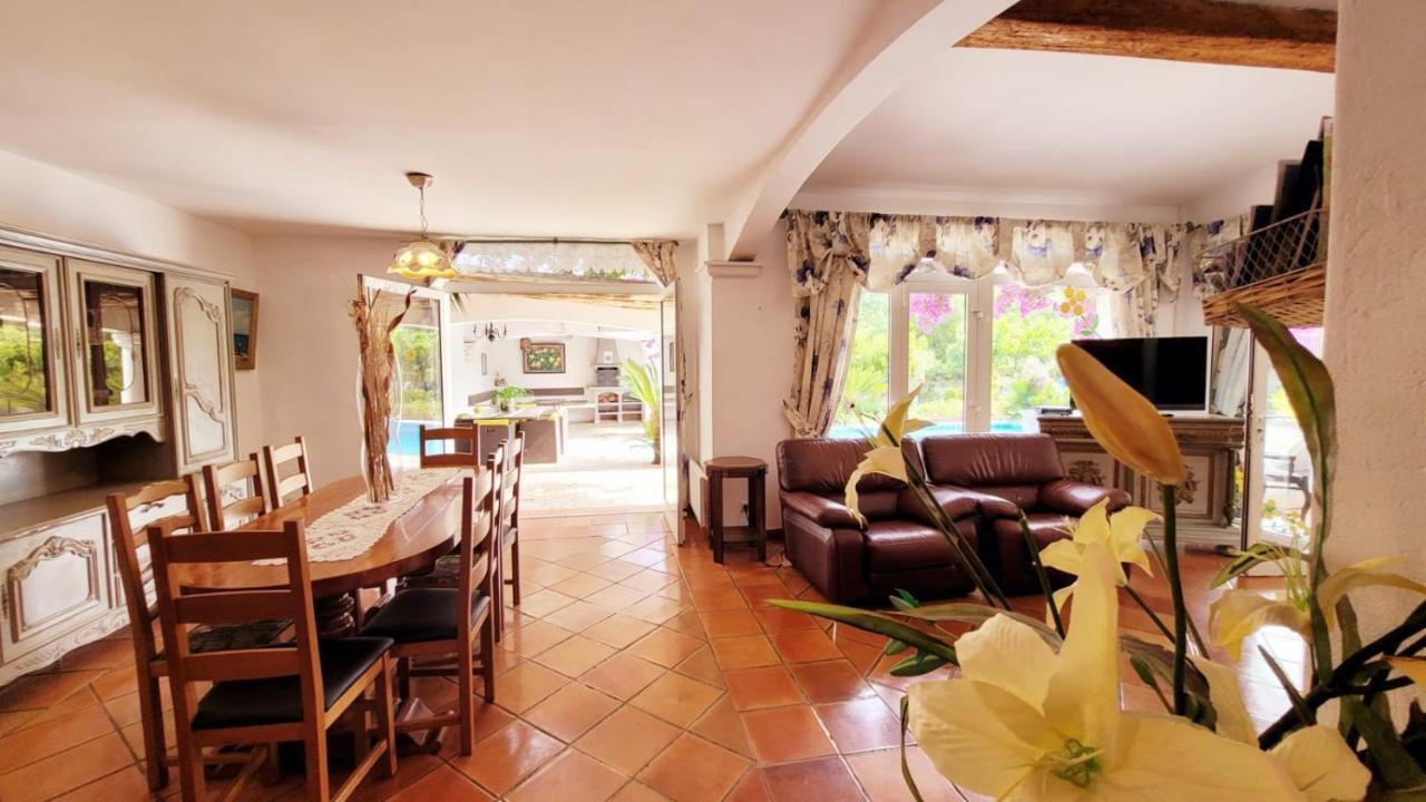 Villa Provencale A Sainte Maxime, Golf De Saint Tropez Eksteriør billede